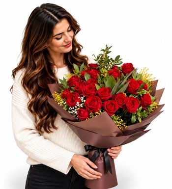 kalpten gelen 19 kırmızı gül, çiçek siparişi, Lilya Rose
