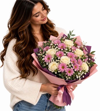pudra rüyası beyaz gül ve papatya buketi, çiçek siparişi, Lilya Rose